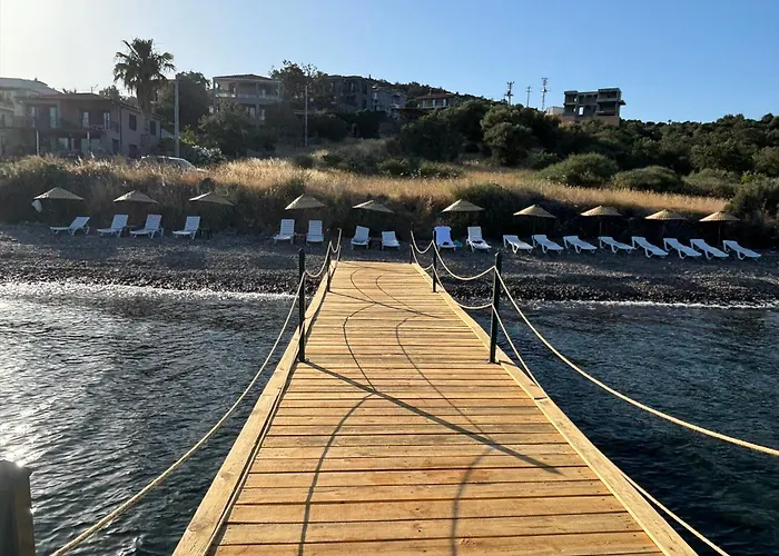 Merlot Assos Szálloda *